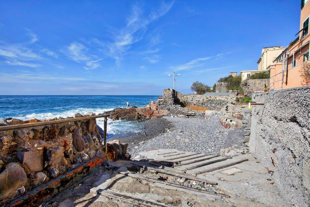 Dalla Spiaggetta A Quinto Genua Exterior foto