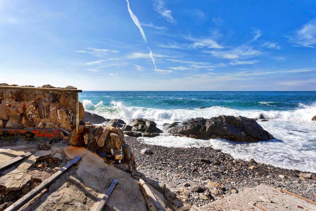 Dalla Spiaggetta A Quinto Genua Exterior foto